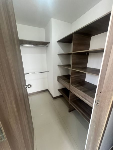 Apartamento para el arriendo en Sabaneta el codigo es 7047 Foto 5
