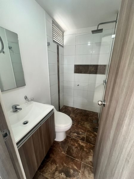 Apartamento para el arriendo en Sabaneta el codigo es 7047 Foto 15