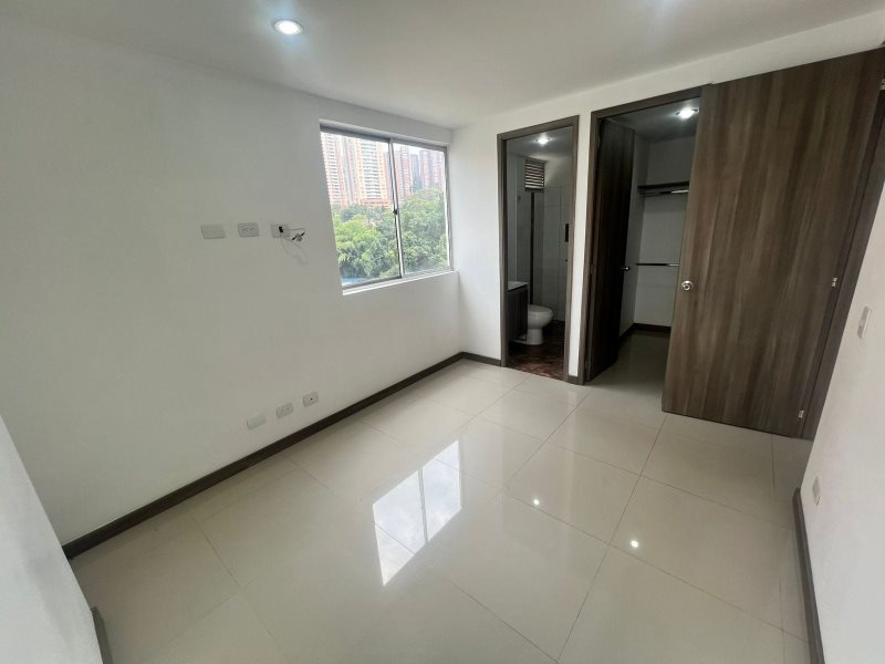 Apartamento para el arriendo en Sabaneta el codigo es 7047 Foto 6