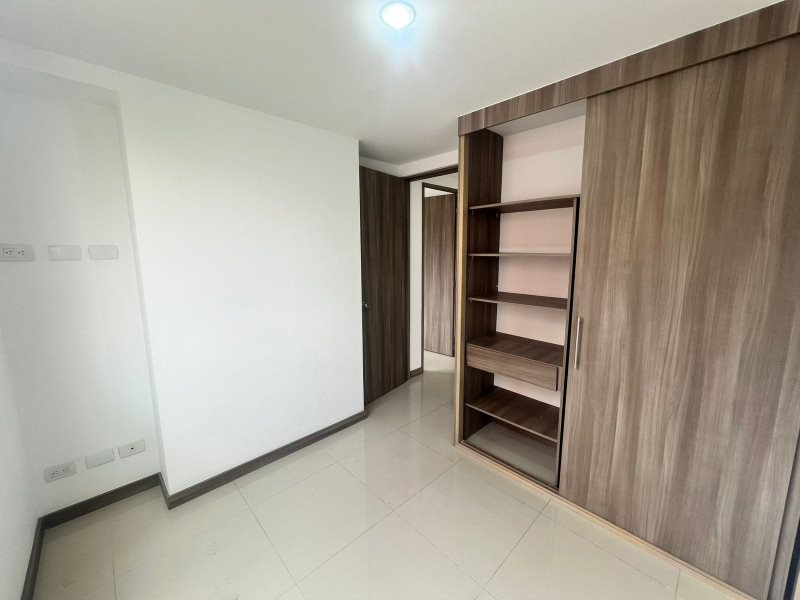 Apartamento para el arriendo en Sabaneta el codigo es 7047 Foto 7
