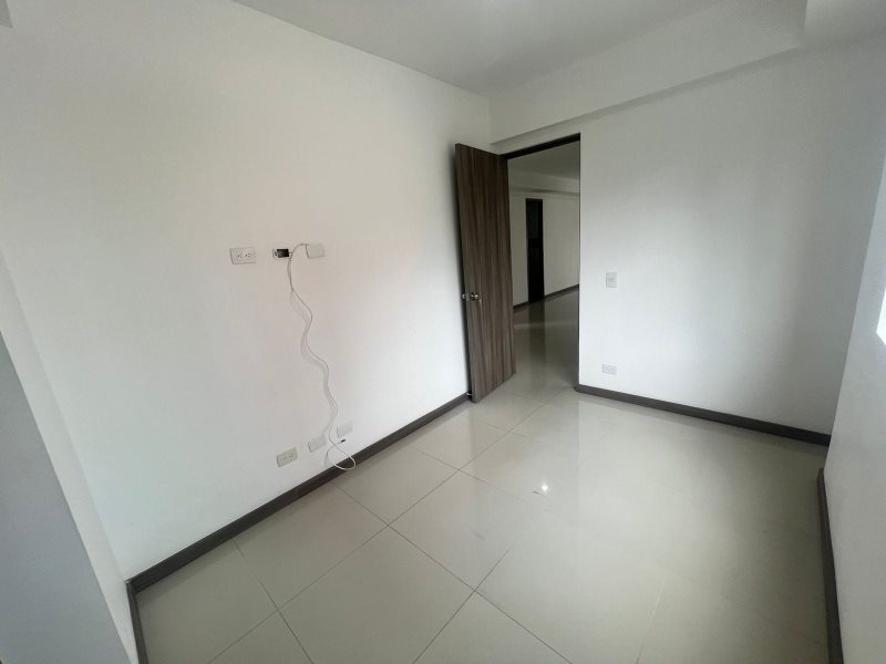 Apartamento para el arriendo en Sabaneta el codigo es 7047 Foto 9