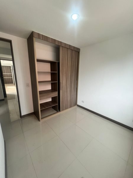 Apartamento para el arriendo en Sabaneta el codigo es 7047 Foto 10