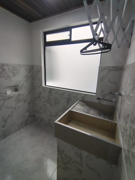 Apartamento para el arriendo en Sabaneta el codigo es 16591 Foto 14