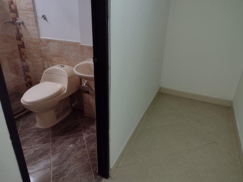 Oficina para el arriendo en Medellín el codigo es 16870 Foto 11