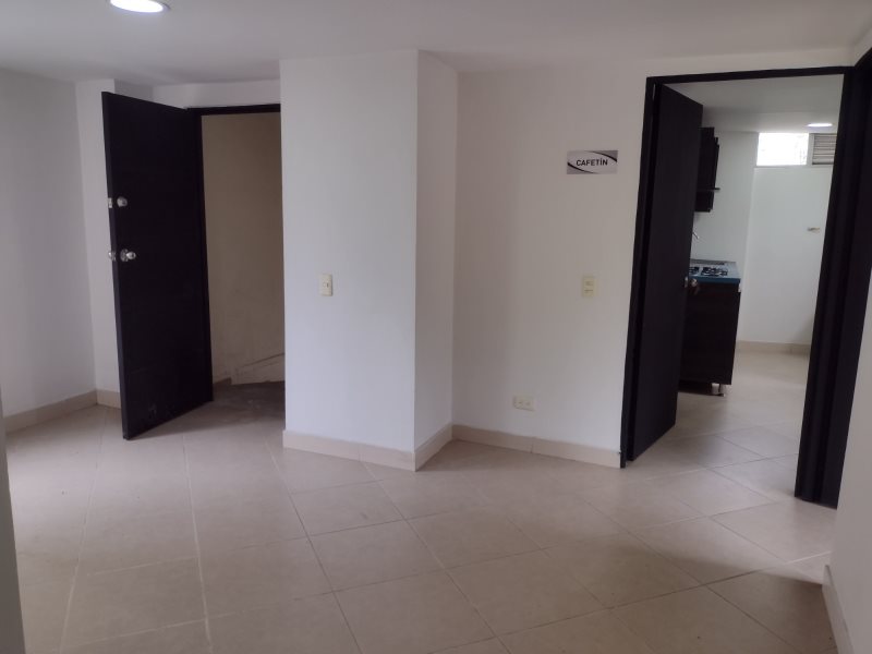 Oficina para el arriendo en Medellín el codigo es 16870 Foto 6