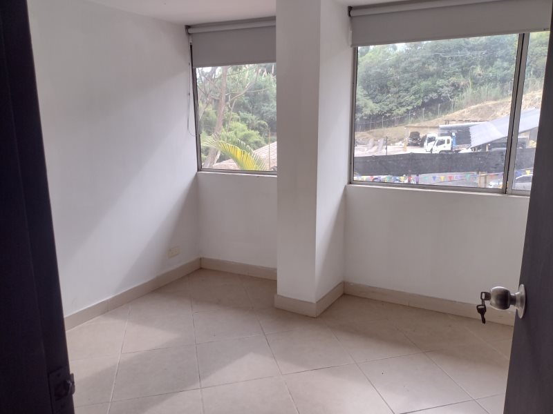 Oficina para el arriendo en Medellín el codigo es 16870 Foto 7