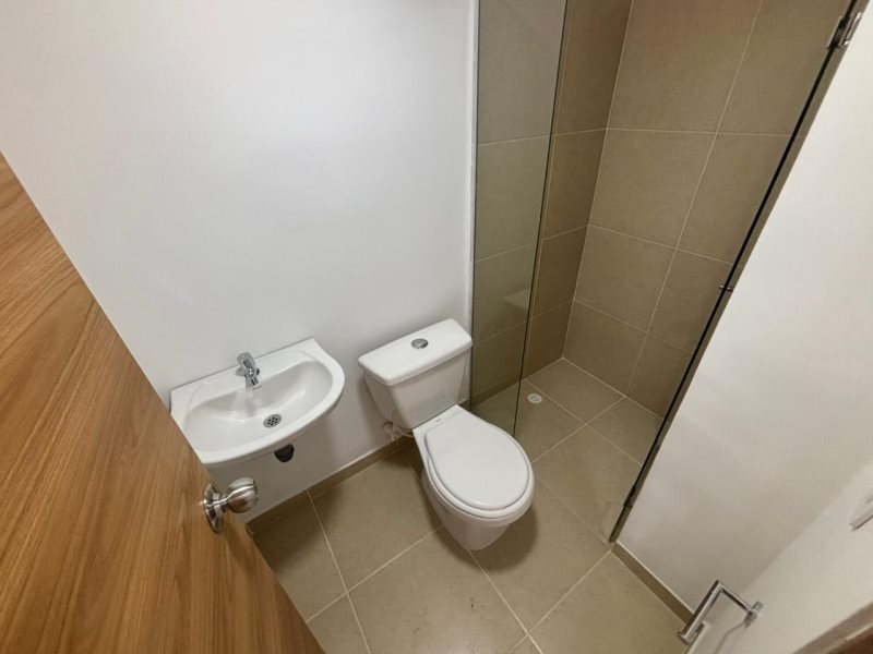 Apartamento para el arriendo en Sabaneta el codigo es 16792 Foto 13