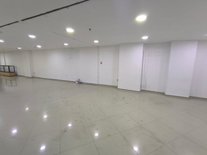 Local para el arriendo en Sabaneta el codigo es 16852 Foto 5