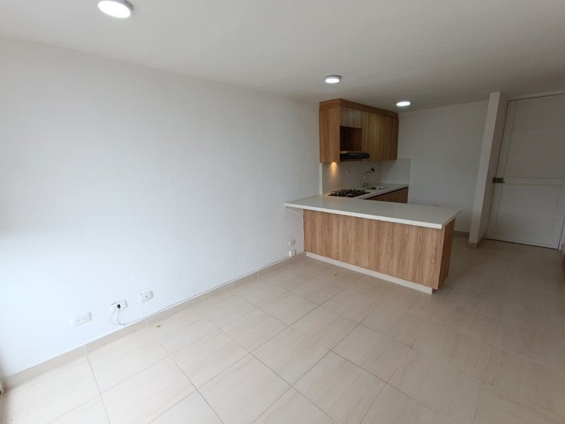 Apartamento para el arriendo en Sabaneta el codigo es 17883 Foto 3