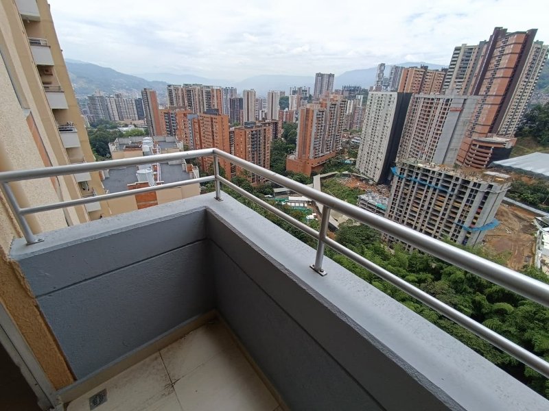 Apartamento para el arriendo en Sabaneta el codigo es 17883 Foto 11