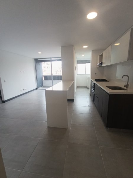 Apartamento para el arriendo en Medellín el codigo es 17399 Foto 4