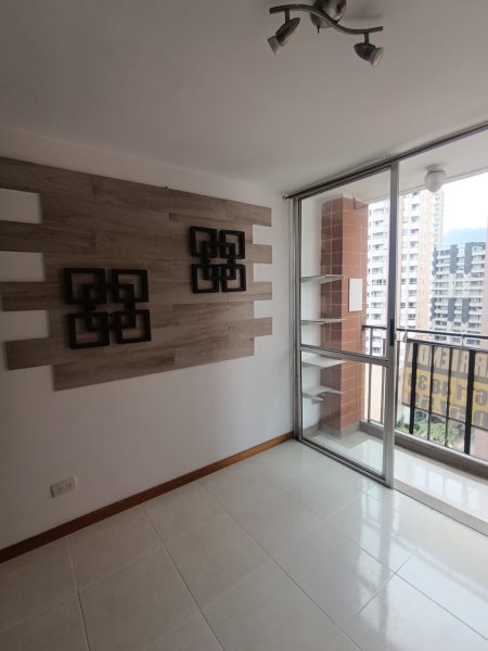 Apartamento para el arriendo en Sabaneta el codigo es 17117 Foto 4