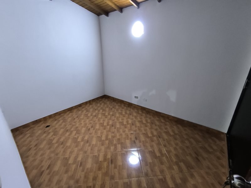 Casa para el arriendo en Sabaneta el codigo es 17054 Foto 8