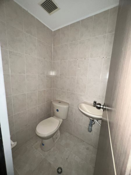 Local para el arriendo en Medellín el codigo es 16902 Foto 8