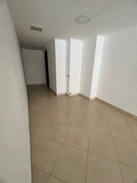 Local para el arriendo en Medellín el codigo es 16902 Foto 3