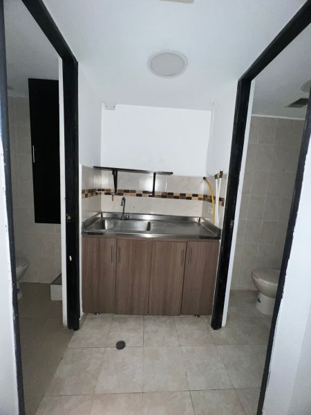 Local para el arriendo en Medellín el codigo es 16902 Foto 6