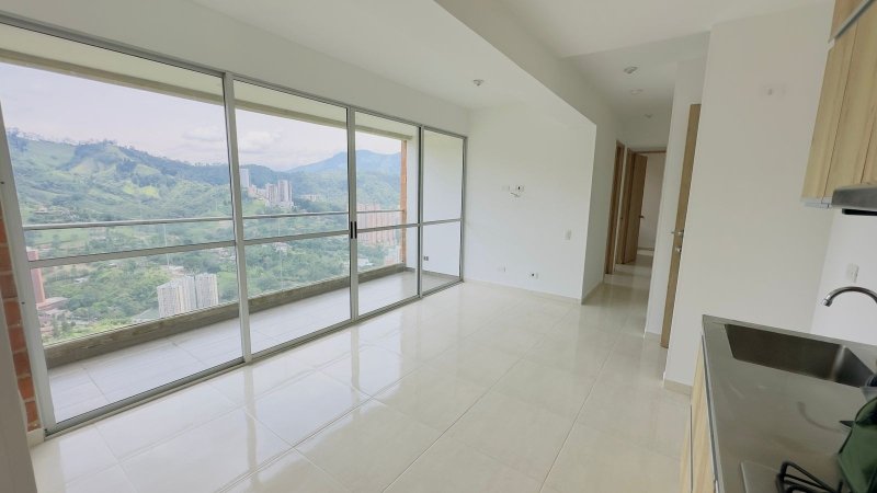 Apartamento para el arriendo en Sabaneta el codigo es 13175 Foto 3