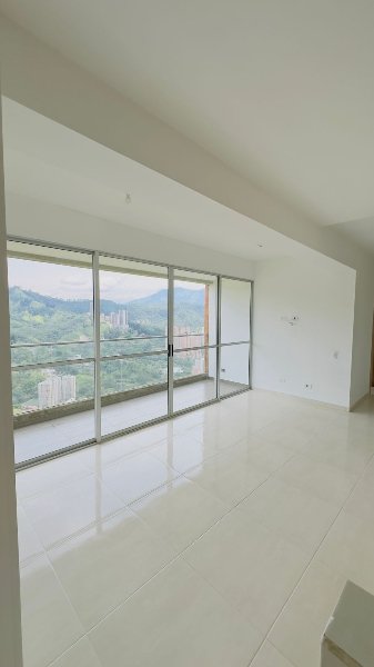 Apartamento para el arriendo en Sabaneta el codigo es 13175 Foto 4