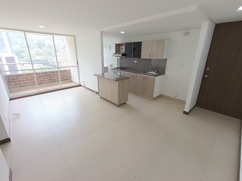 Apartamento para el arriendo en Sabaneta el codigo es 17299 Foto 4