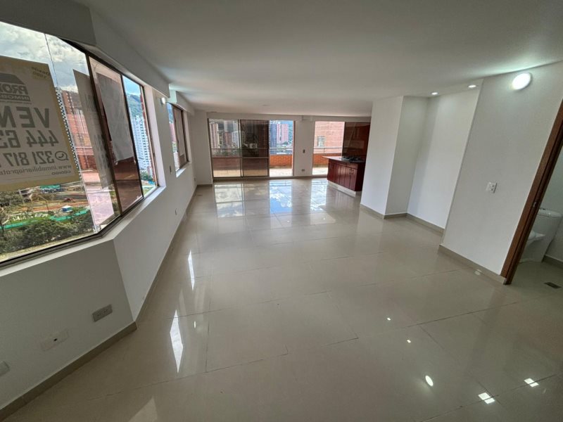 Apartamento para el arriendo en Sabaneta el codigo es 15772 Foto 4