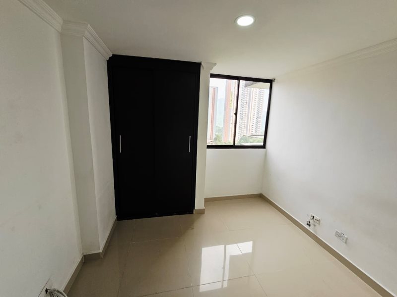 Apartamento para el arriendo en Itagüí el codigo es 16828 Foto 12