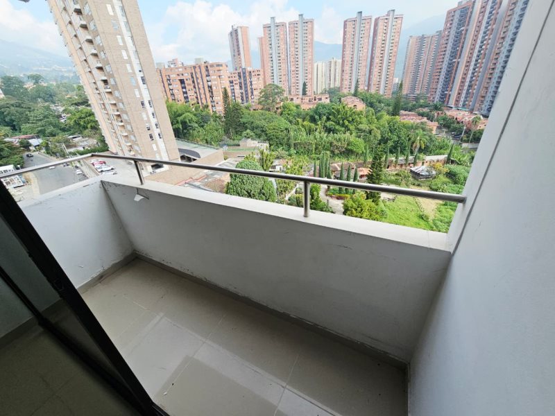 Apartamento para el arriendo en Itagüí el codigo es 16828 Foto 5