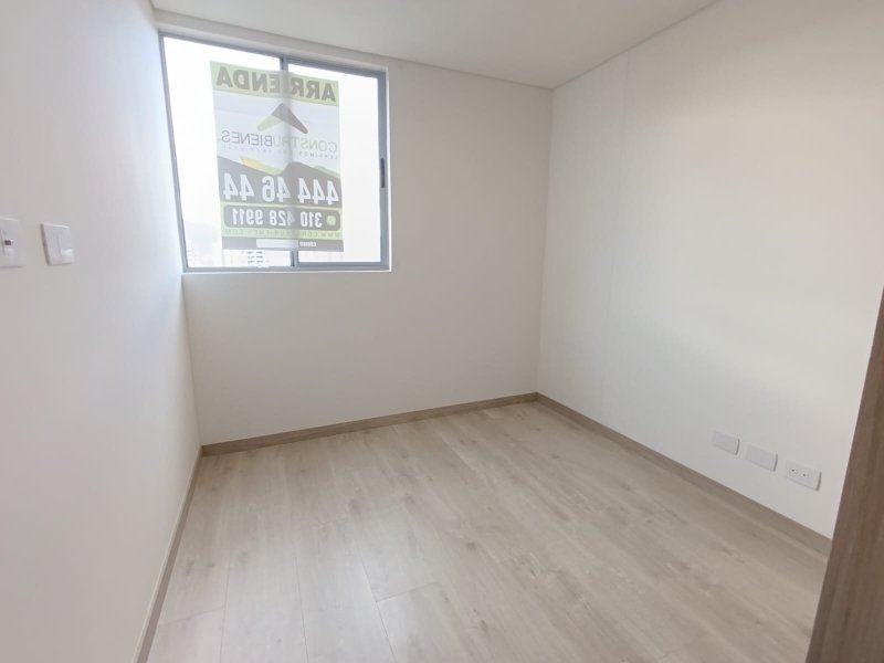Apartamento para el arriendo en Sabaneta el codigo es 17433 Foto 8
