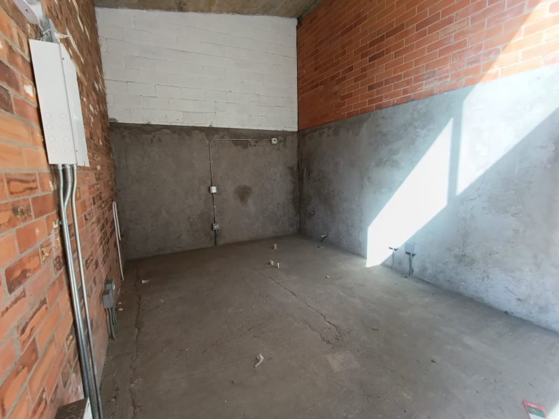 Local para el arriendo en Sabaneta el codigo es 11850 Foto 4