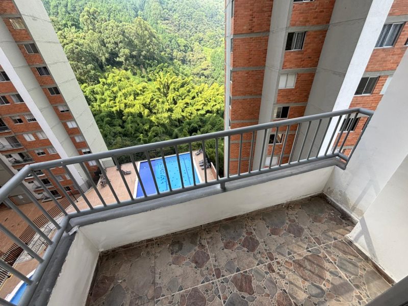 Apartamento para el arriendo en Sabaneta el codigo es 17068 Foto 6