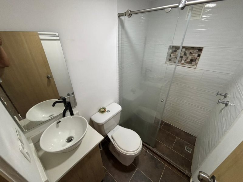 Apartamento para el arriendo en Sabaneta el codigo es 17068 Foto 13