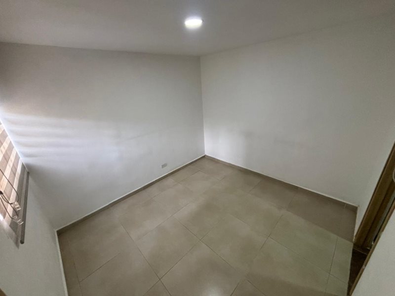 Apartamento para el arriendo en Sabaneta el codigo es 17068 Foto 12