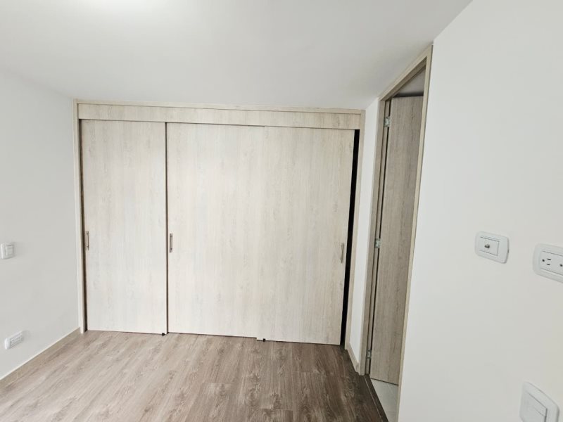 Apartamento para el arriendo en Sabaneta el codigo es 16154 Foto 8