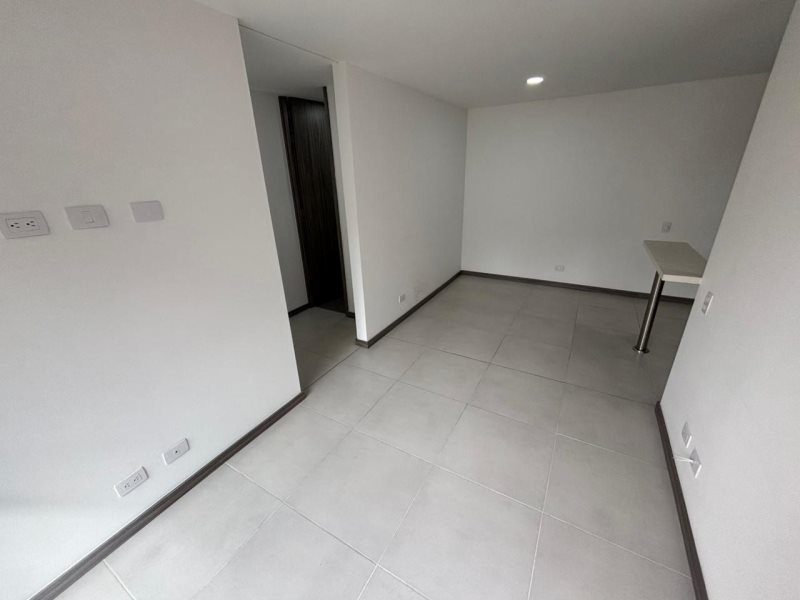 Apartamento para el arriendo en Sabaneta el codigo es 15463 Foto 4