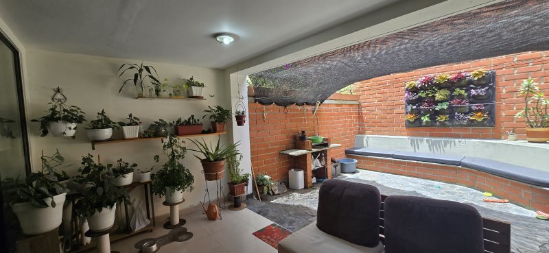 Casa para el arriendo en Envigado el codigo es 16857 Foto 9