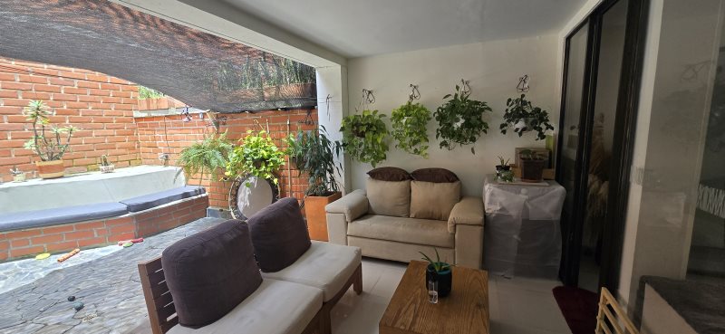 Casa para el arriendo en Envigado el codigo es 16857 Foto 10