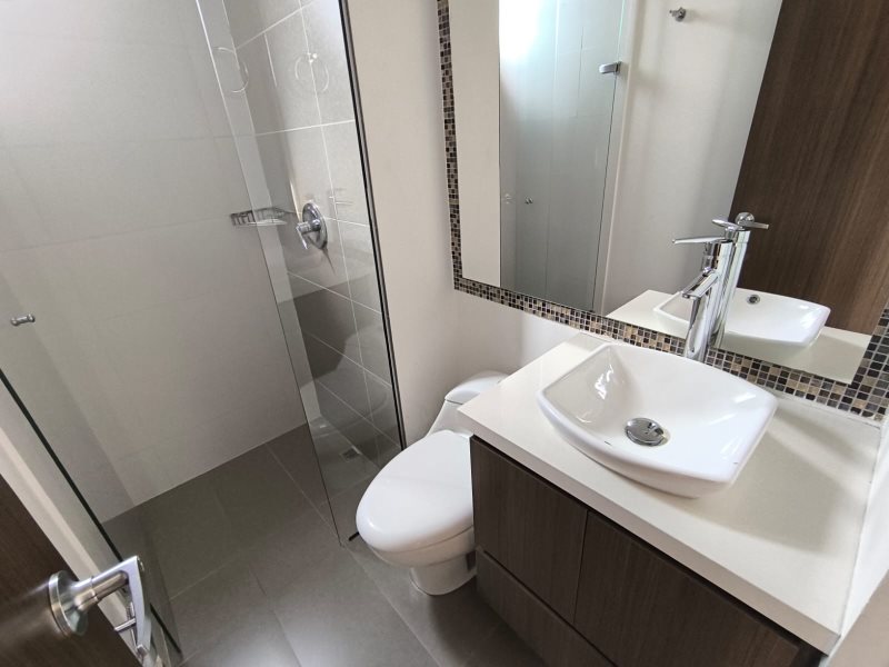 Apartamento para el arriendo en Envigado el codigo es 16854 Foto 19