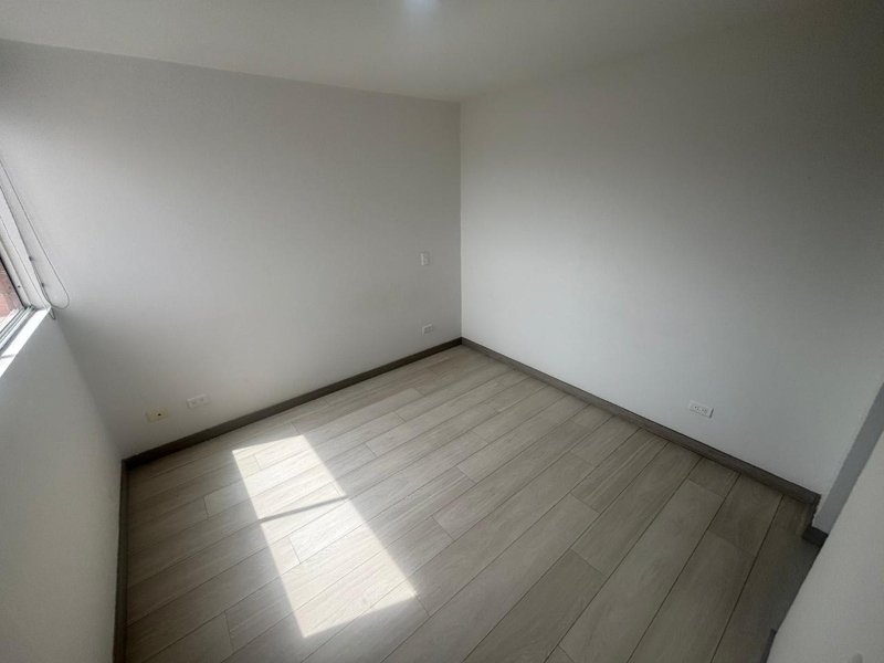 Apartamento para el arriendo en Sabaneta el codigo es 17396 Foto 8
