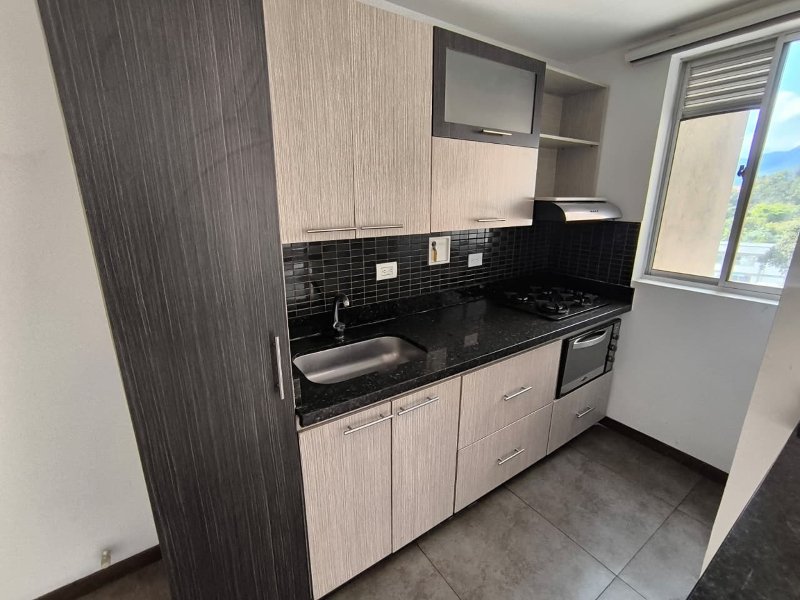Apartamento para el arriendo en Sabaneta el codigo es 15853 Foto 2