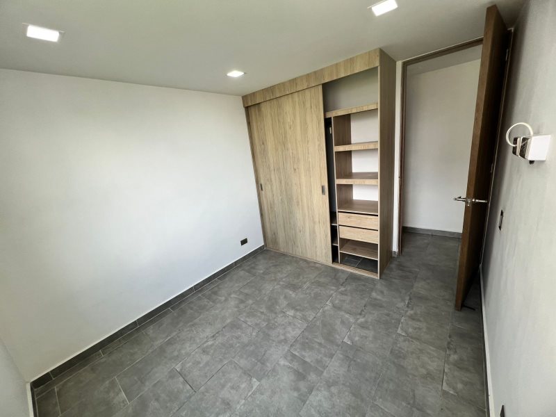 Apartamento para el arriendo en Sabaneta el codigo es 17084 Foto 6