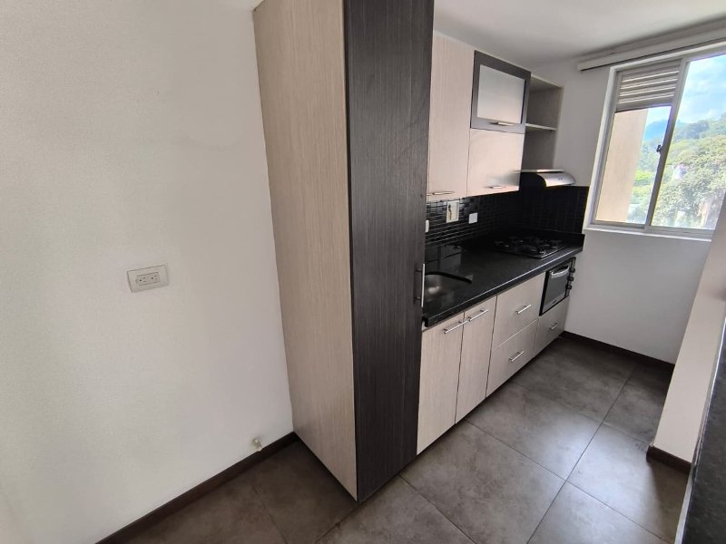 Apartamento para el arriendo en Sabaneta el codigo es 15853 Foto 4