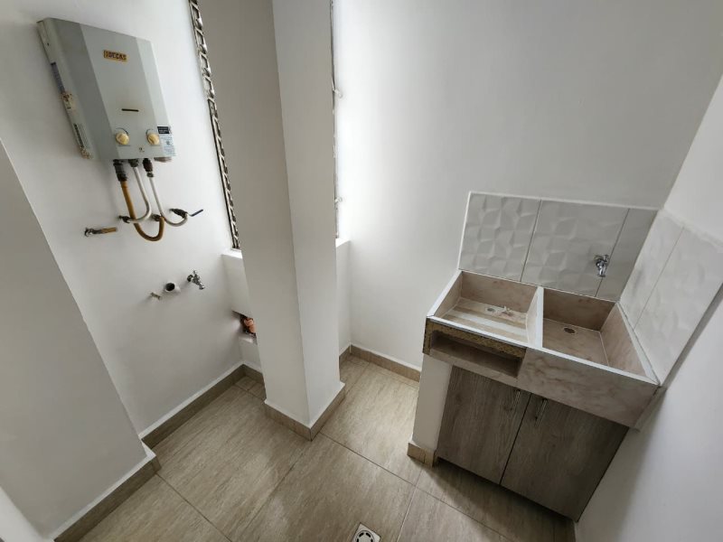 Apartamento para el arriendo en Sabaneta el codigo es 17046 Foto 13