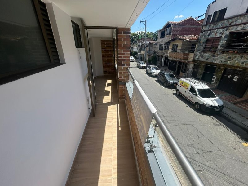 Apartamento para el arriendo en Envigado el codigo es 17112 Foto 7