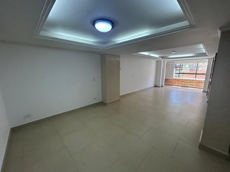 Apartamento para el arriendo en Envigado el codigo es 17112 Foto 9