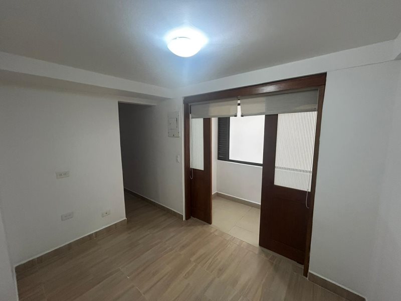Apartamento para el arriendo en Envigado el codigo es 17112 Foto 13