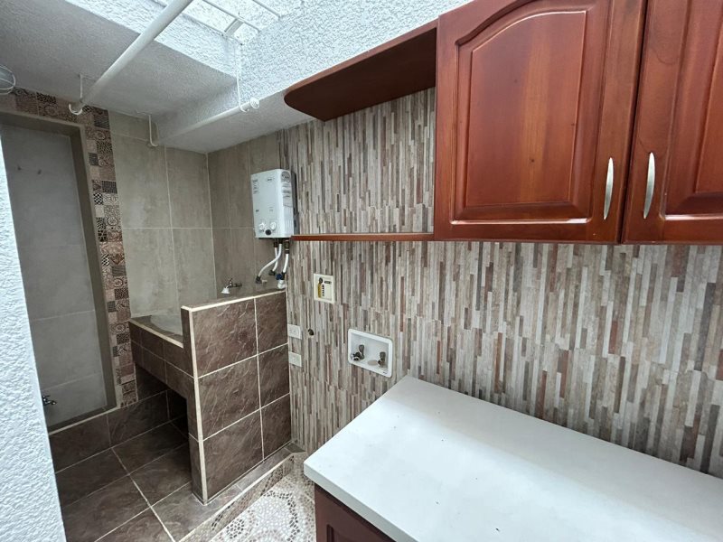 Apartamento para el arriendo en Envigado el codigo es 17112 Foto 23
