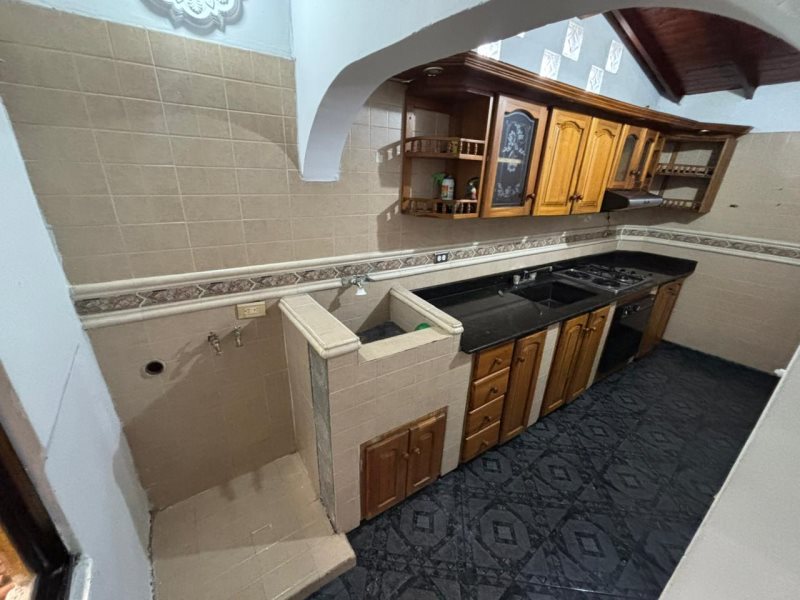 Apartamento para el arriendo en Envigado el codigo es 17045 Foto 2