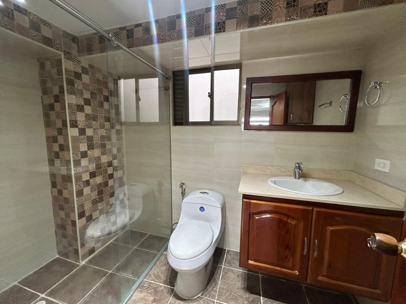 Apartamento para el arriendo en Envigado el codigo es 17112 Foto 18