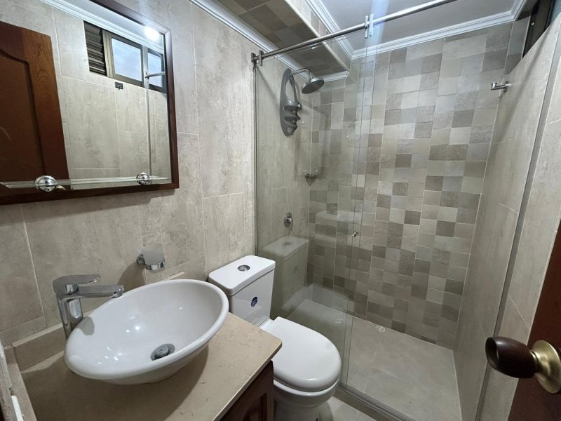 Apartamento para el arriendo en Envigado el codigo es 17112 Foto 20