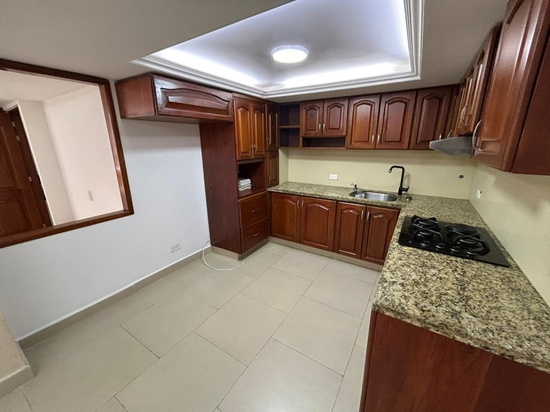 Apartamento para el arriendo en Envigado el codigo es 17112 Foto 3