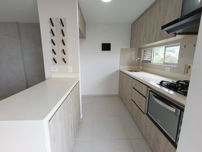 Apartamento para el arriendo en Envigado el codigo es 17131 Foto 2